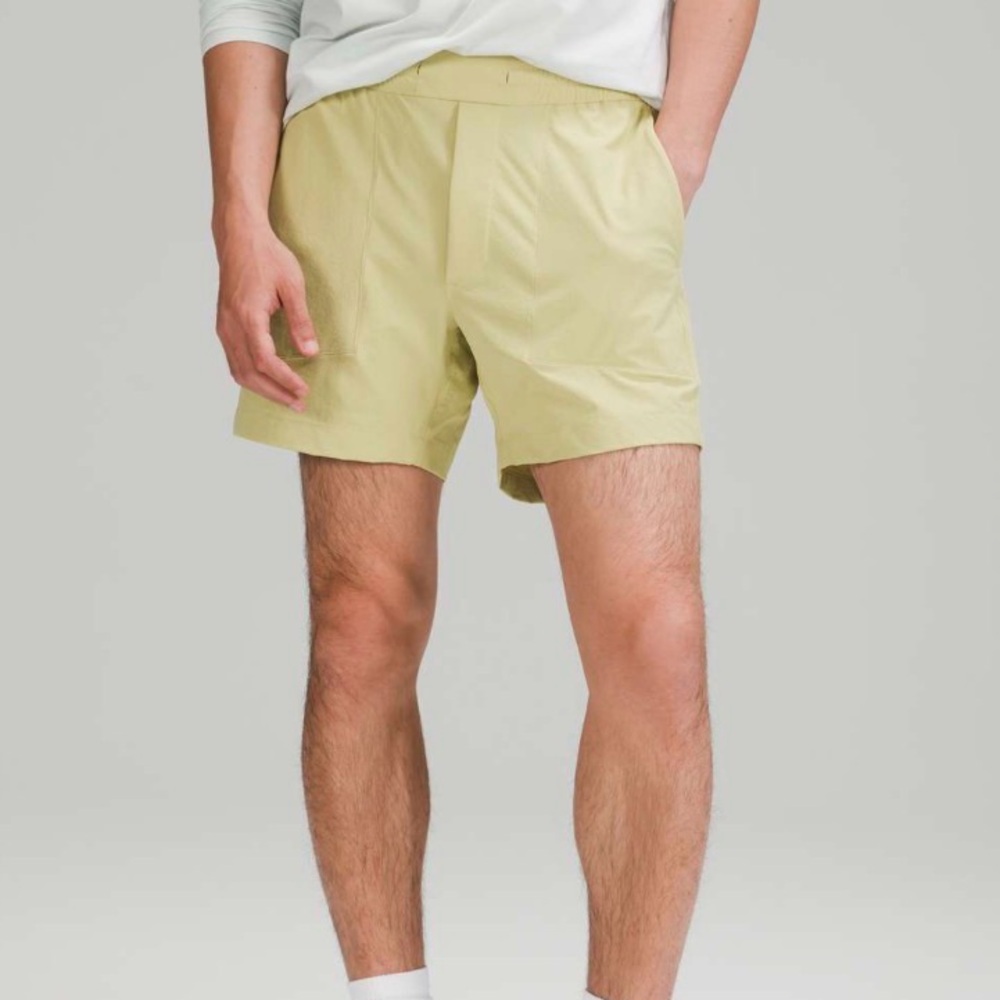 Lululemon Men's bowline short size XL - Picture 2 of 4